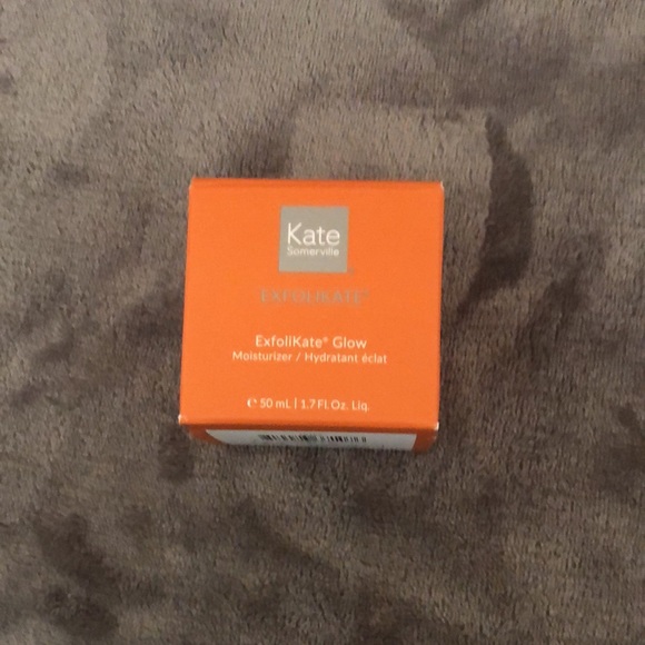 NWT 🛍 Kate Somerville ExfoliKate® Glow Moisturizer - Picture 5 of 6